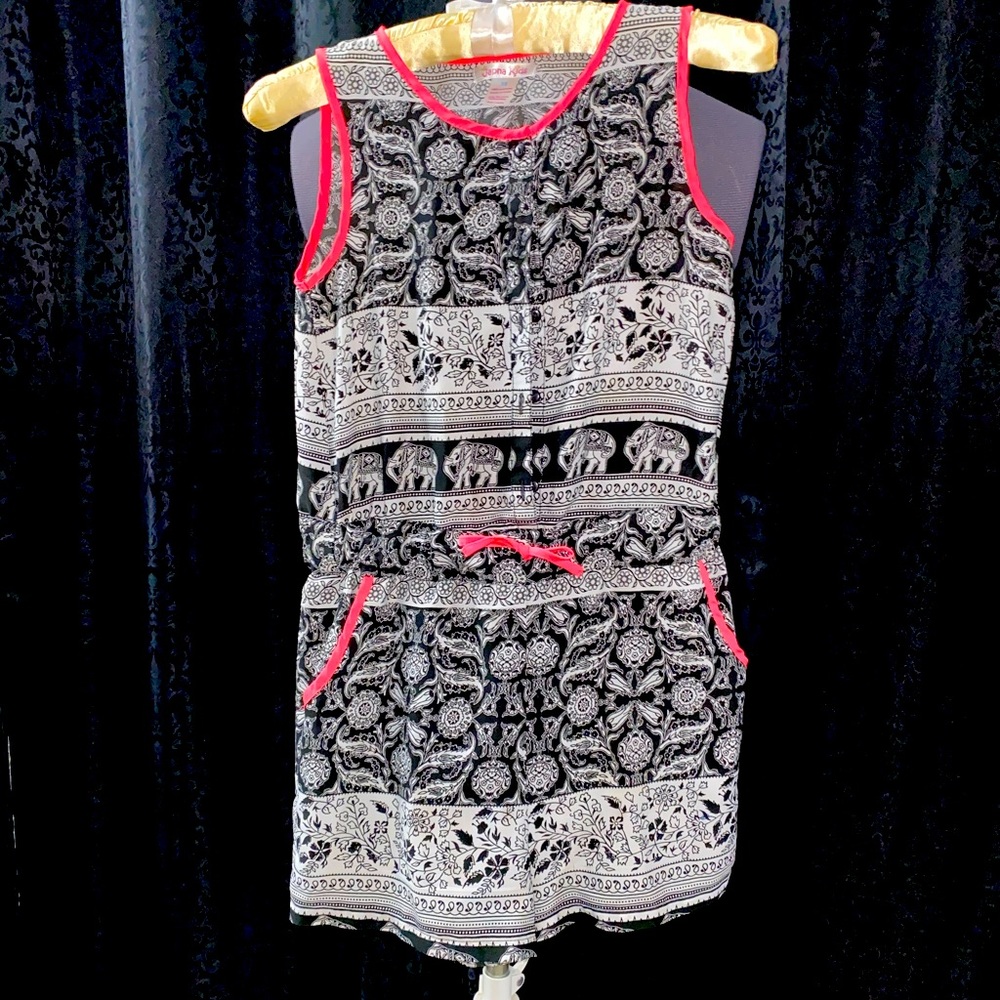 Girls sleeveless/shorts romper